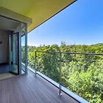 Apartament Przy Plazy Z Widokiem Na Park By Alldayholiday