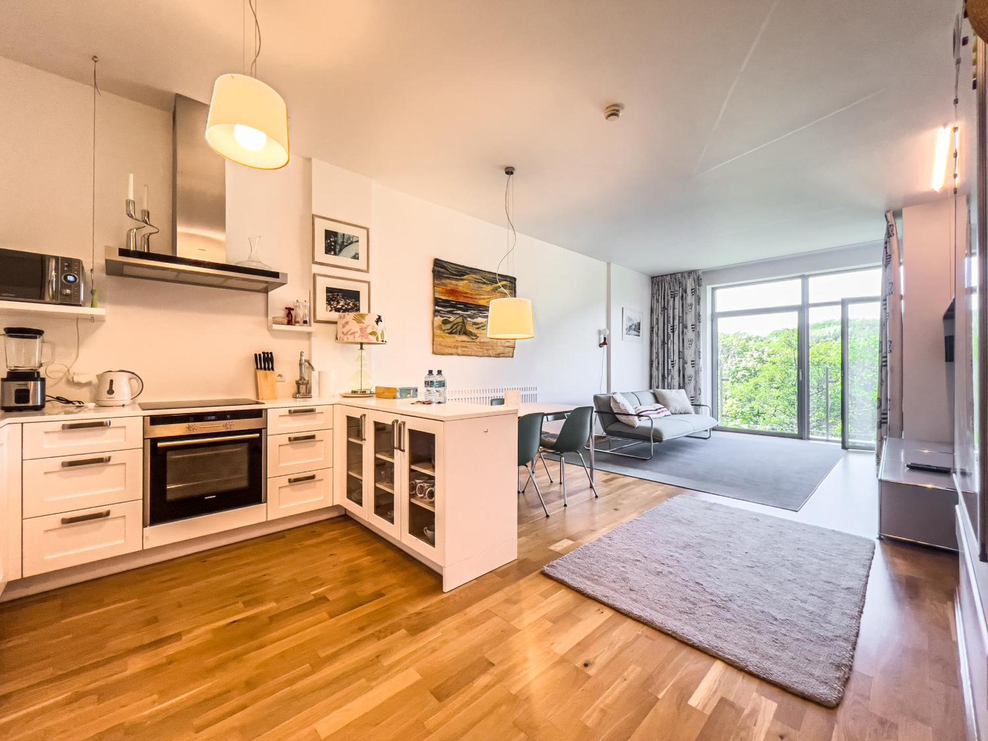 Apartament Przy Plazy Z Widokiem Na Park By Alldayholiday *